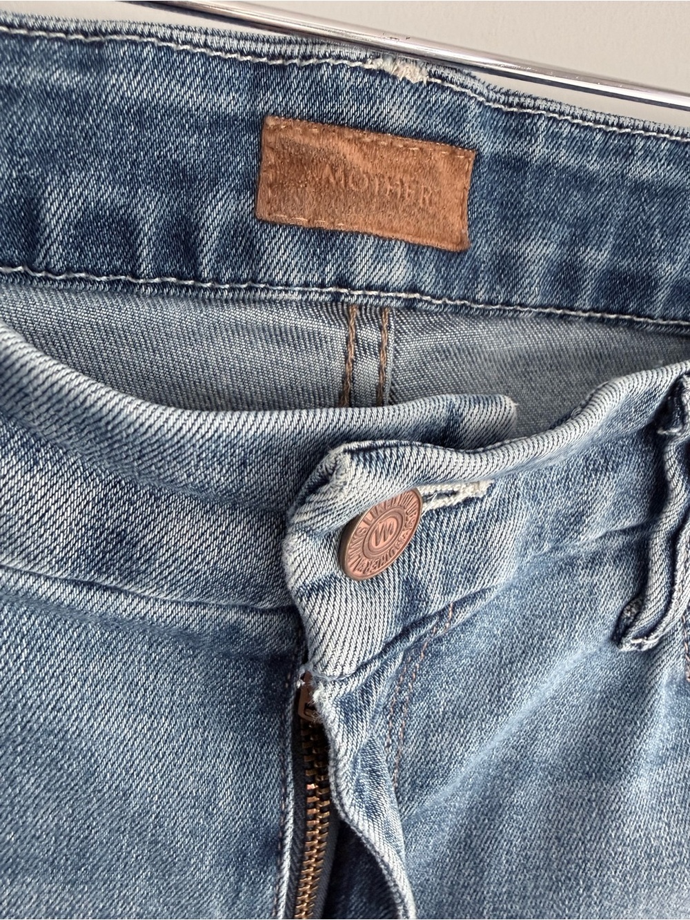 MOTHER High Waisted Looker Ankle Fray Jeans After the Heartbreak 28 High Rise - Picture 6 of 16